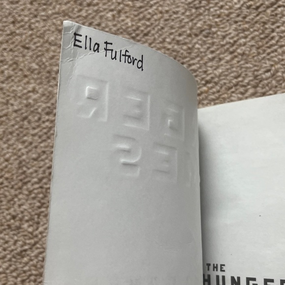 The Hunger Games Complete 5 Book Set - Multicolor - Picture 5 of 7